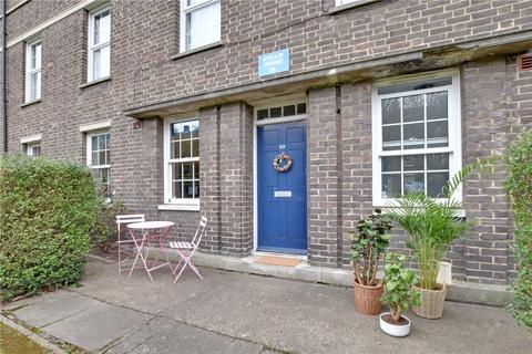 59 Ryculff Square, London, SE3 0SW