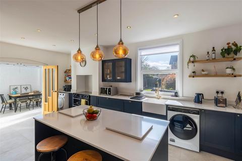 2 bedroom cottage for sale, Raddlebarn Road, Birmingham
