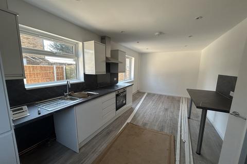 66 Blyth Avenue, Shoeburyness, Southend-on-sea, SS3 9NH
