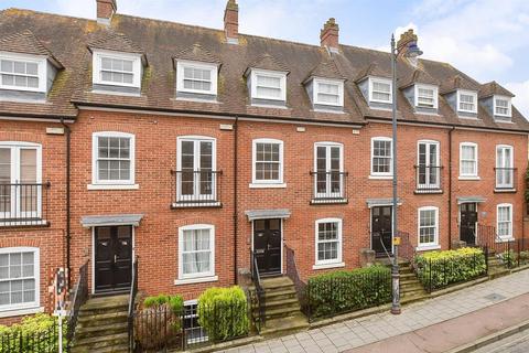 1 bedroom ground floor flat for sale, Station Road West, Canterbury CT2