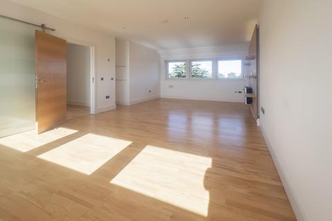 2 bedroom apartment for sale, Plot 122, West Block at Caer Amon, 30 Brighouse Park Cross, Cramond, Edinburgh EH4