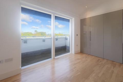 2 bedroom apartment for sale, Plot 122, West Block at Caer Amon, 30 Brighouse Park Cross, Cramond, Edinburgh EH4