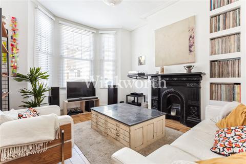 30 Napier Road, London, N17 6YE