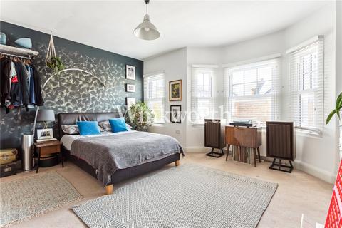30 Napier Road, London, N17 6YE