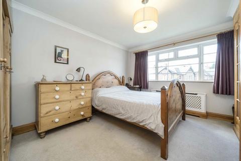 2, Campbell Court Campbell Road, London, W7 3ED
