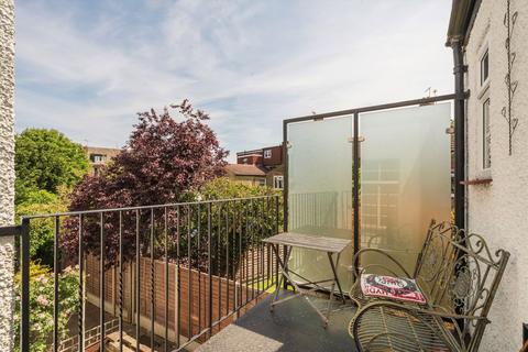2, Campbell Court Campbell Road, London, W7 3ED