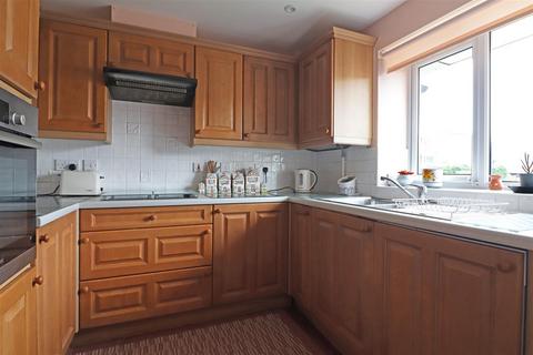 2 bedroom retirement property for sale, Ladbroke Road, Redhill