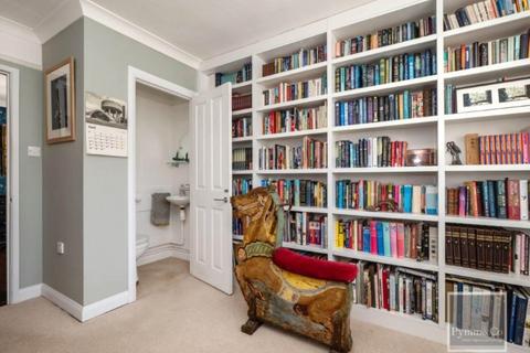 5 Brickle Road, Stoke Holy Cross, Norwich, NR14 8NE