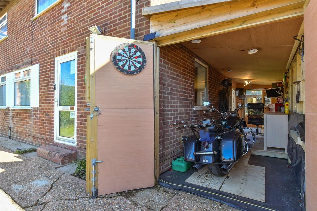 Lean-To