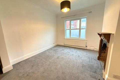 2 bedroom end of terrace house for sale, Hood Street, Northampton NN1