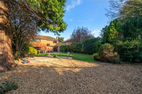 5 Bourne Road, Thurlby, Bourne, PE10 0LQ