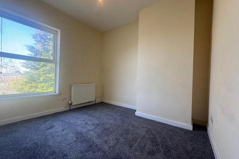 undefined, Low Road, Earlsheaton, Dewsbury