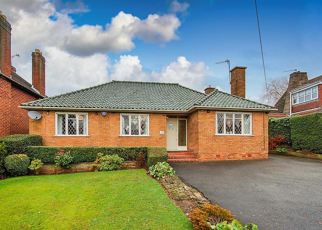 40 Gospel End Road - Front.jpg