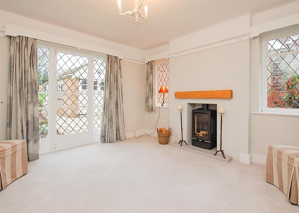 40 Gospel End Road - Sitting Room.jpg