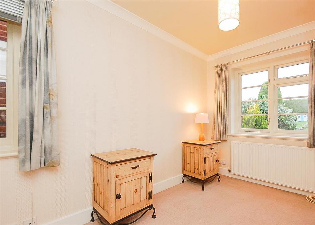 40 Gospel End Road - Bedroom.jpg
