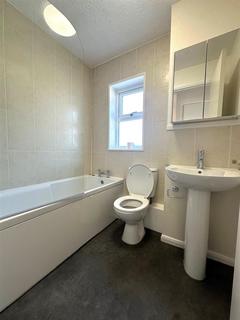 45 Pacific Close, Feltham, TW14 9XE