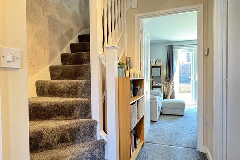 5 Sunnybrow Close, Oldham, OL8 2SZ