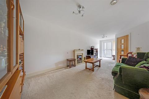 2 bedroom apartment for sale, London Road, Guildford