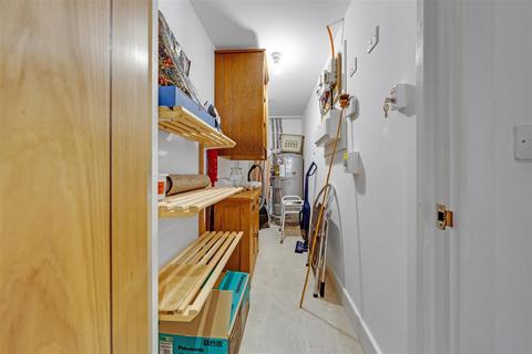 2 bedroom apartment for sale, London Road, Guildford, GU1 1FF