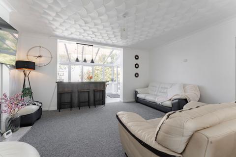 6 bedroom semi-detached house for sale, Havant Close, Norwich