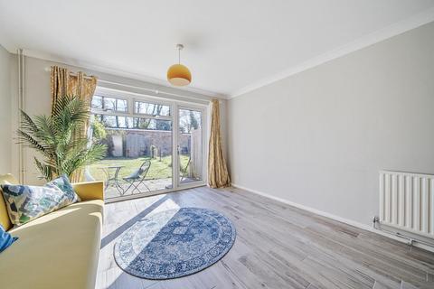 86 George Lane, Bromley, BR2 7LQ