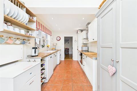 3, Trotmans Cottages Heath Road, Southend, Reading, RG7 6HG