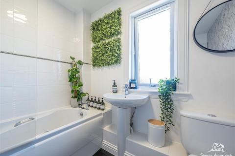 12 Baldragon View, Dundee, DD3 9SB