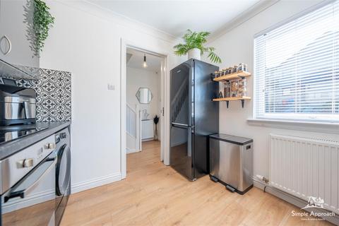 12 Baldragon View, Dundee, DD3 9SB