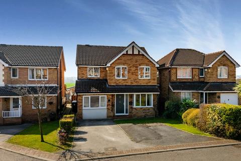 17 Henley Drive, Featherstone, Pontefract, WF7 5NY