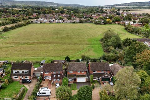 4 bedroom detached house for sale, Main Street, Aylesbury