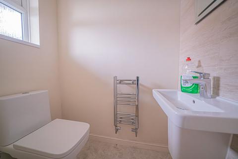 22 Burlish Avenue, Solihull, B92 8BF