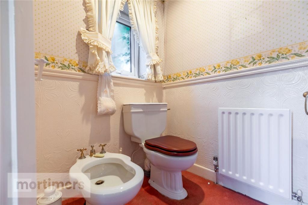 Seperate Toilet