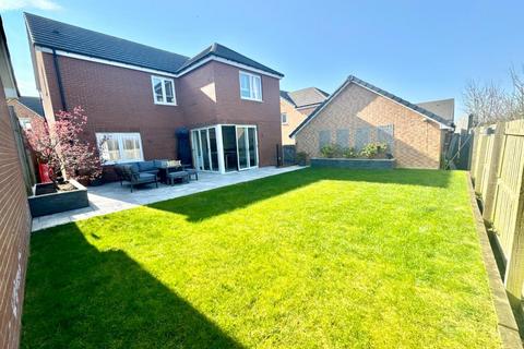44 Beau Gardens, Marton In Cleveland, Middlesbrough, TS7 8EN
