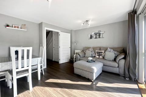 12 Bearwood Road, Stanford-le-hope, SS17 0FH