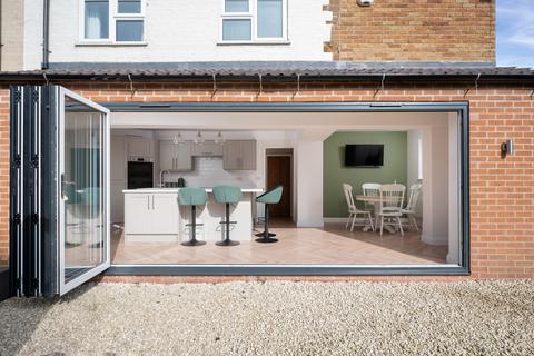 3 bedroom cottage for sale, Stunning Kitchen Diner in Eastwell, Main Street, LE14 4EH