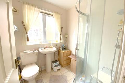 42 Bursar Street, Cleethorpes, DN35 8DR