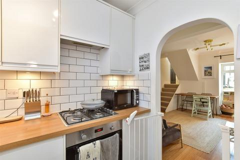 2 bedroom maisonette for sale, Gordon Road, Brighton, East Sussex