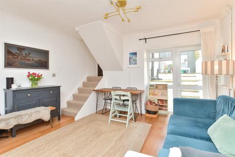 2 bedroom maisonette for sale, Gordon Road, Brighton, East Sussex