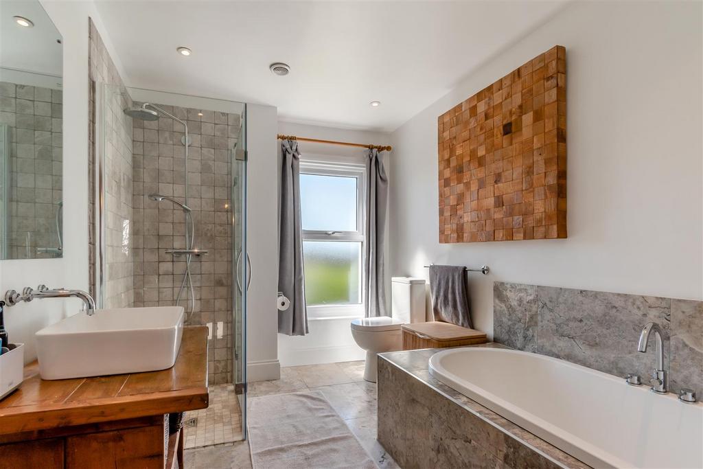 8639034-interior15.jpg