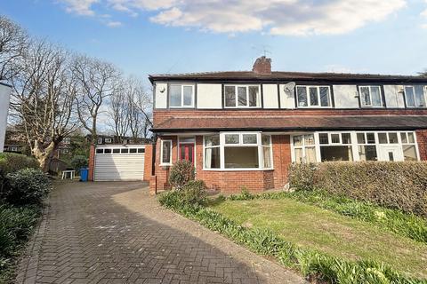 3 bedroom semi-detached house to rent, Pine Grove, Manchester M28