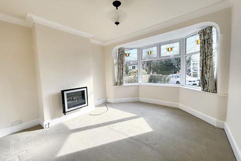 3 bedroom semi-detached house to rent, Pine Grove, Manchester M28