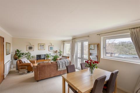 3 bedroom flat for sale, Burlington Court, Adderstone Crescent, Jesmond, Newcastle upon Tyne