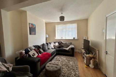 2 bedroom terraced house for sale, Estcourt Street, Hull, East Riding of Yorkshire. HU9 2RT