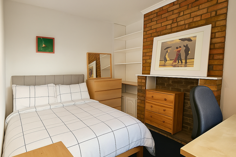 6 bedroom semi-detached house to rent, Divinity Road, Oxford OX4