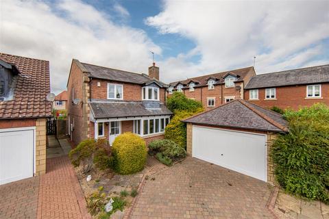 4 bedroom detached house for sale, Guardians Court, Ponteland NE20