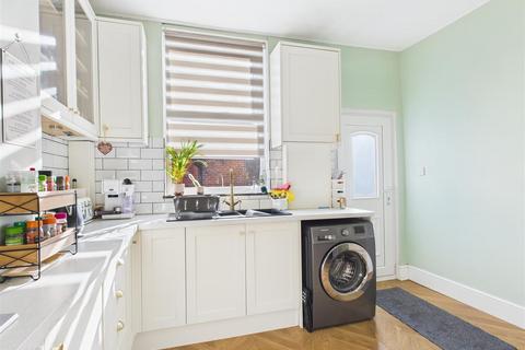 5 Ball Road, Sheffield, S6 4LY