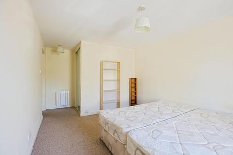 30 Bonnethill Place, Dundee, DD1 2AD
