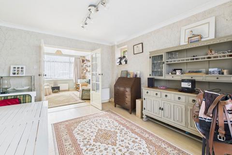 35 Congreve Road, Worthing, BN14 8EL