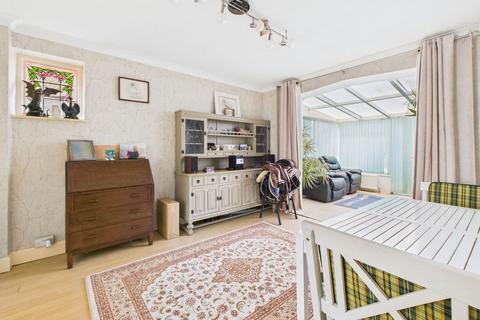 35 Congreve Road, Worthing, BN14 8EL