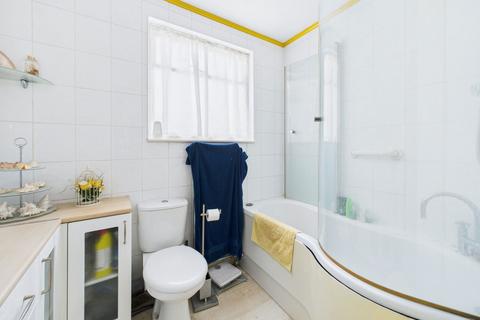 35 Congreve Road, Worthing, BN14 8EL
